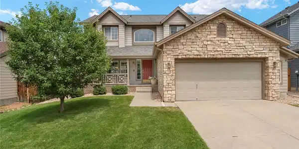 18947 E Saratoga Circle