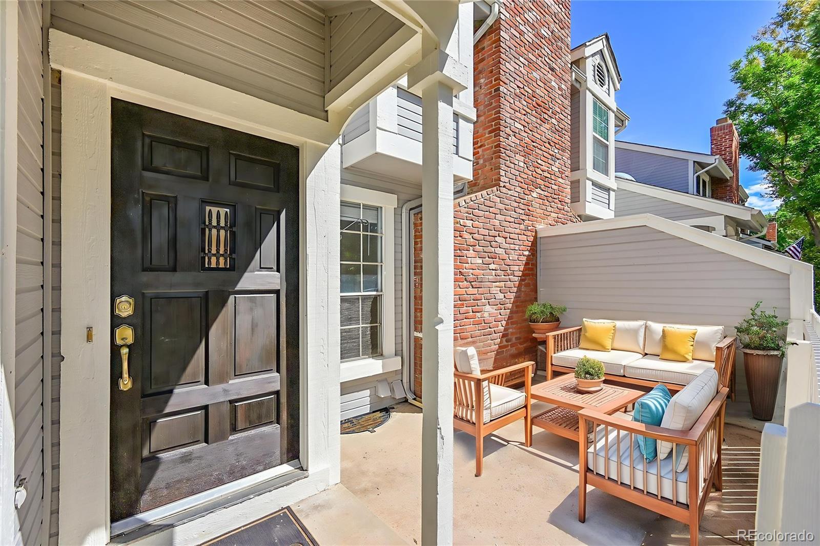 Image 3: Front Patio Area Image 3: Front Patio Area