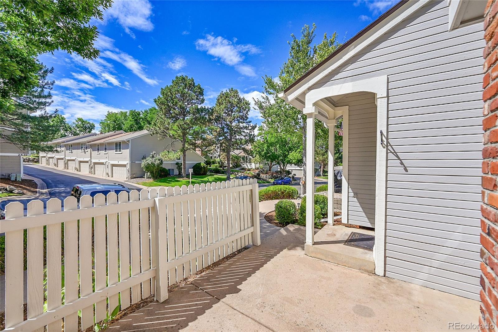 Image 4: Front Patio Area Image 4: Front Patio Area
