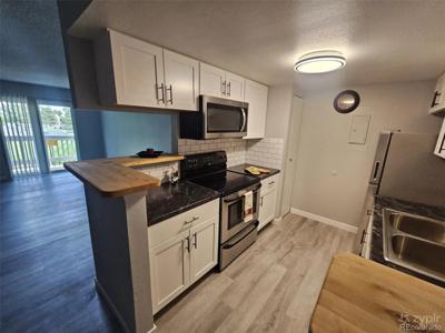 8555 Fairmount Drive