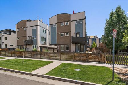 1632 Lowell Boulevard