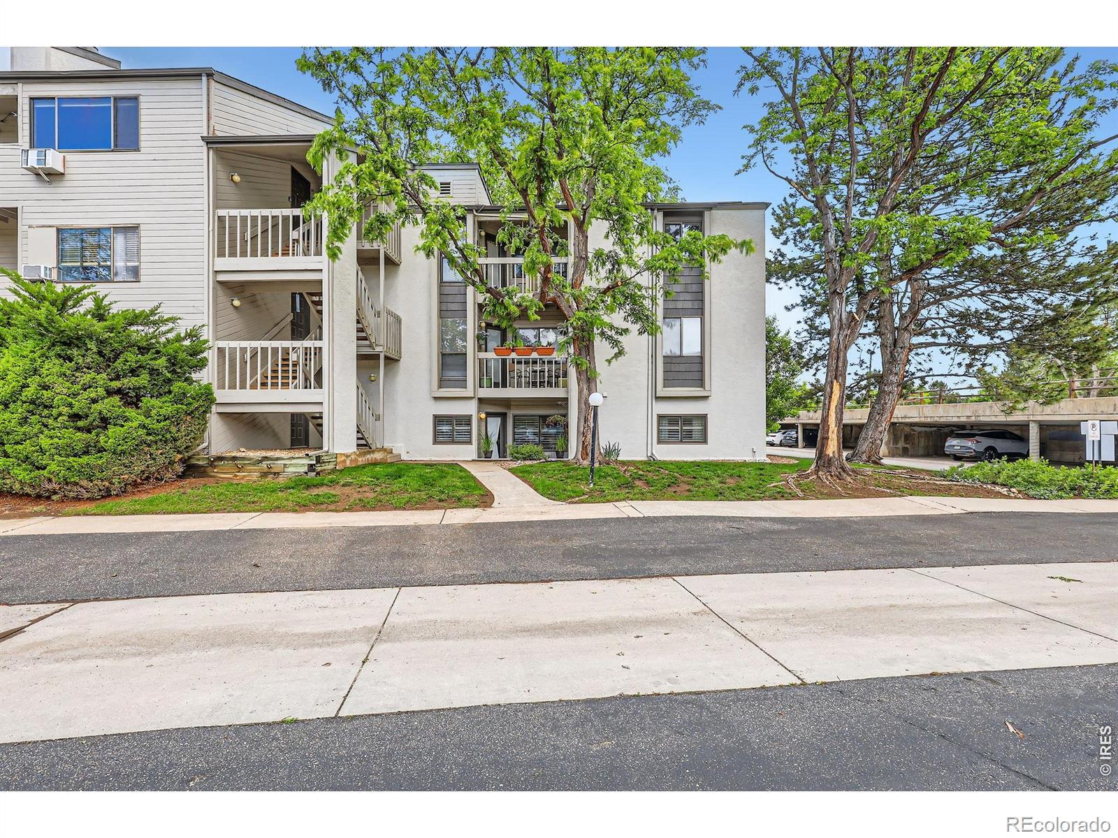 Image 1: Sunny, South-facing 3515 28th Street #108