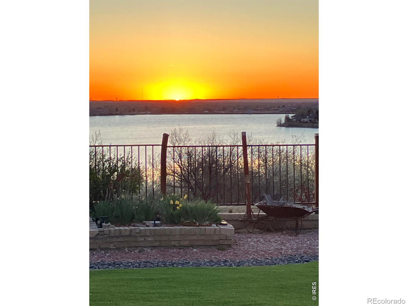 Image 3: Picture perfect sunrises begin each day