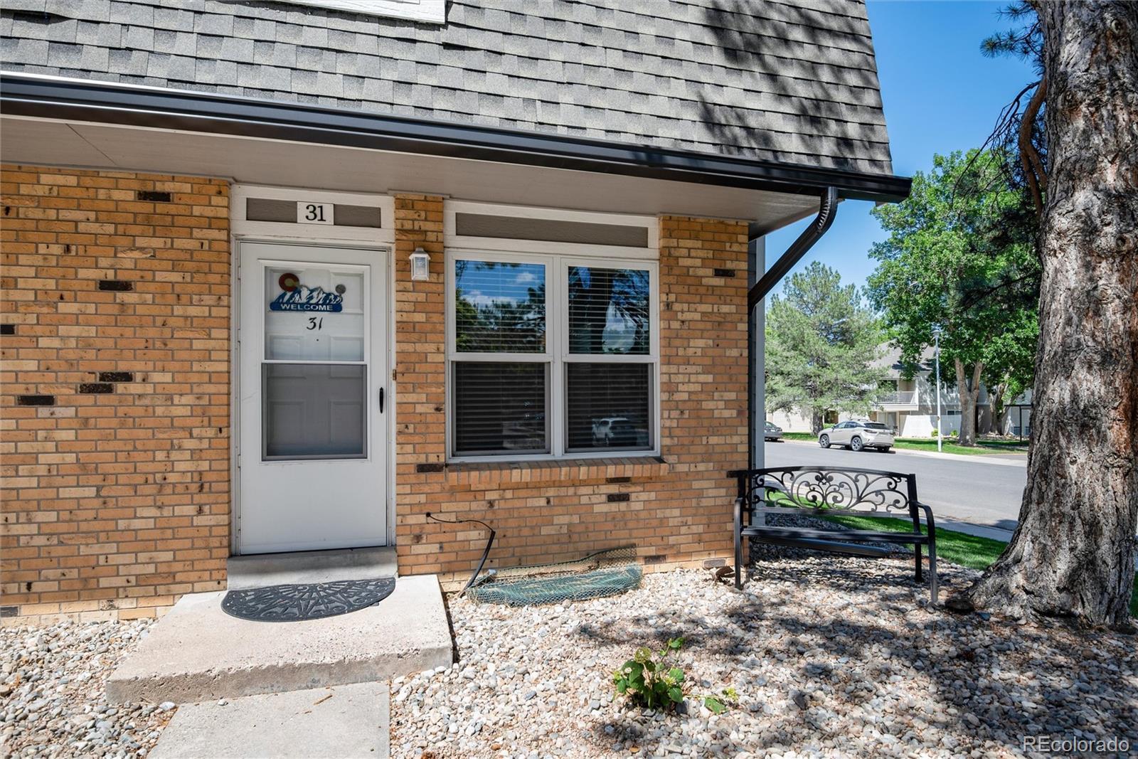 Image 2: Great access to all amenities
