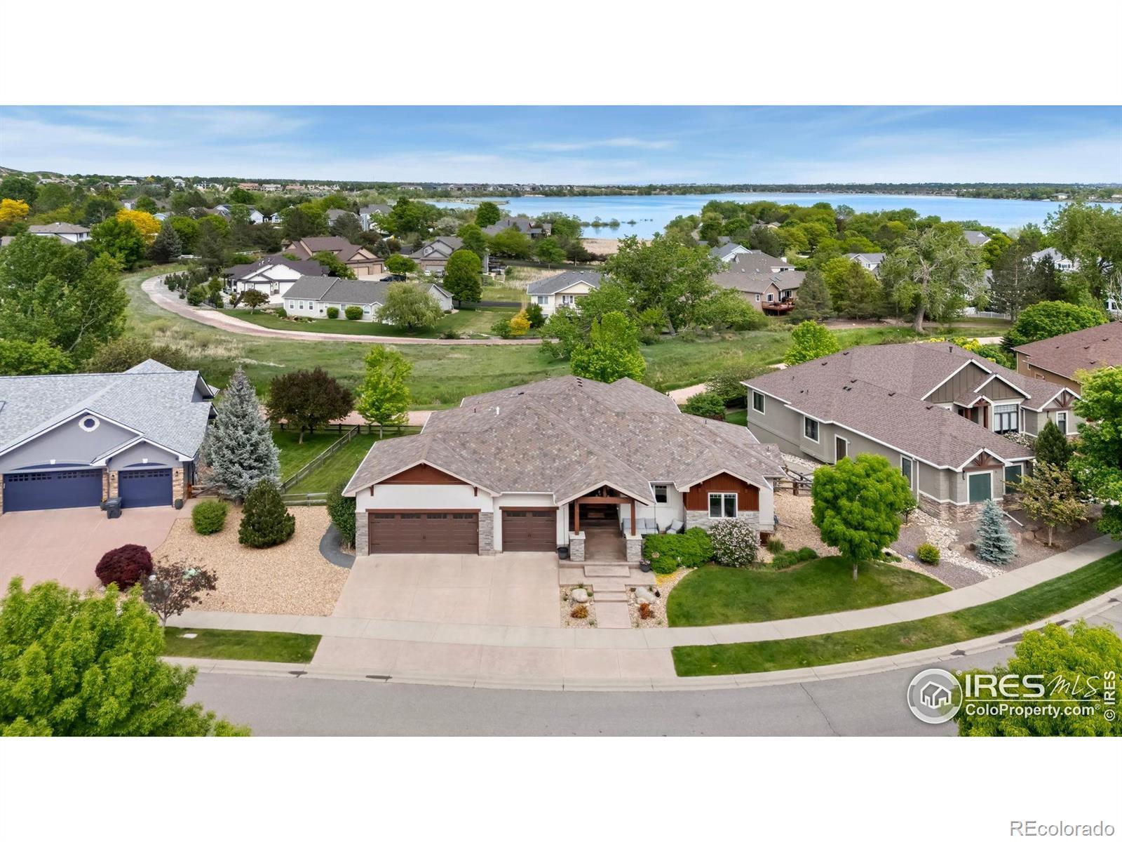 Image 3: Curb appeal, an oversized 3-car Garage and an amazing location. Image 3: Curb appeal, an oversized 3-car Garage and an amazing location.