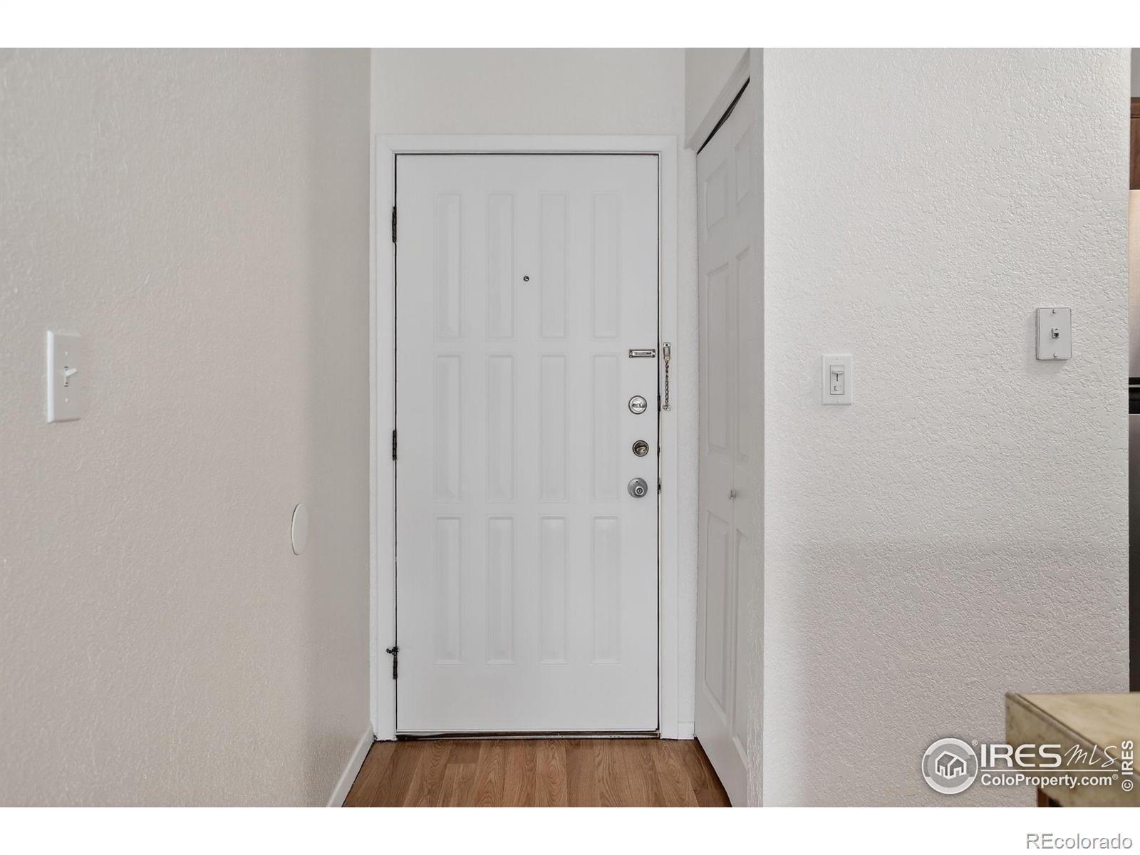 Image 4: Front Door (Interior)