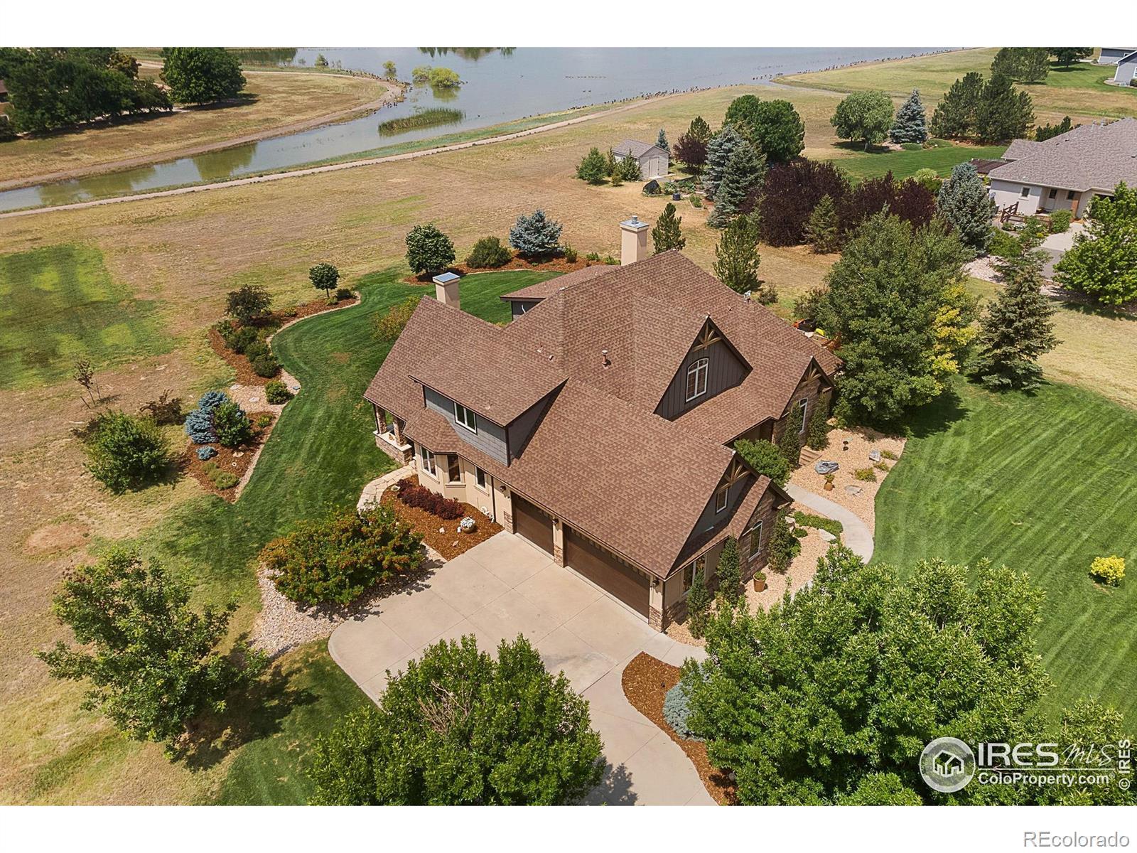 Image 3: Spend your days watching the herons and wildlife right from your backyard. Home backs to the lake/pond