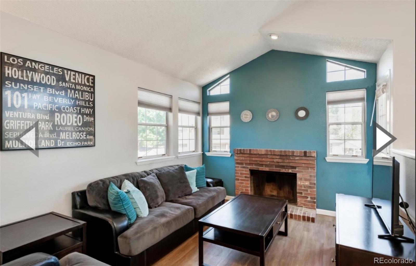 Image 4: Open floorplan