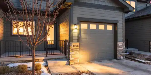 1908 Sunshine Peak Drive