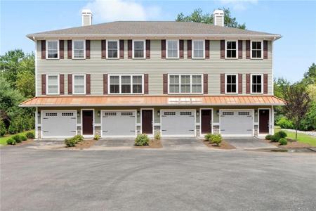 95 Farnum Pike