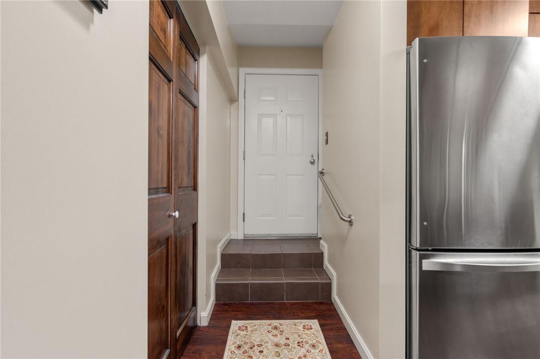 Image 2: Interior unit entry