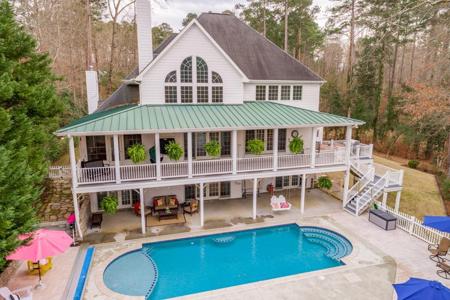 61 Summer Place