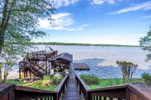 984 Cannon's Ferry Rd