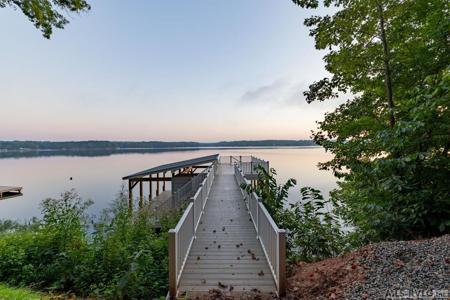 314 Harbor Dr