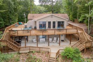 307 Forest Court