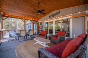26 Watersmans Dr