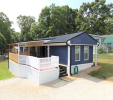 138 Ford Trail