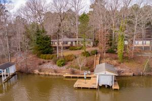 524 LONG BRANCH DR