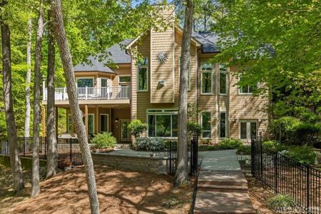 104 West Pointe Drive