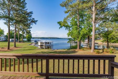 324 Happy Valley Rd