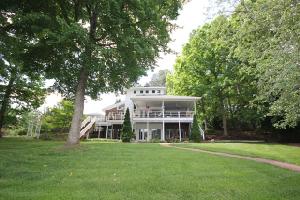 242 SPRING ST
