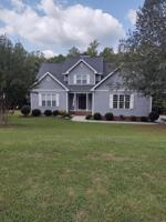 404 Lake Pointe Dr