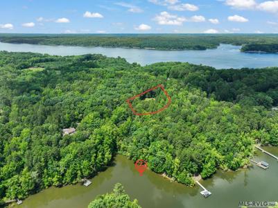 1-3 Cedar Point Lane