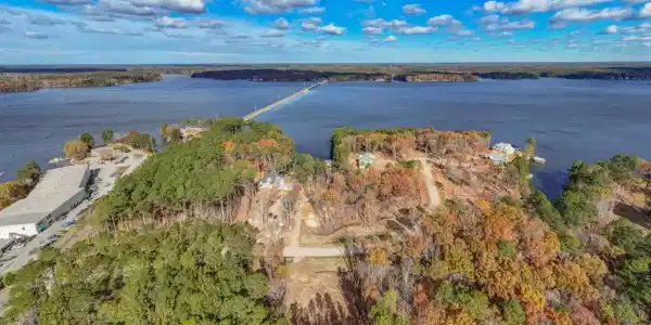 19 Serenity Point