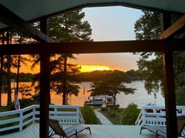 490 Paradise Drive
