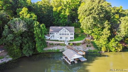 258 Sandy Lane