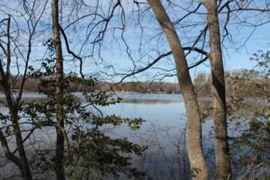 9 Waters Edge Drive