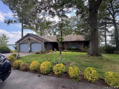 376 Pineview Dr