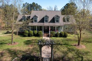 53 Shore Dr