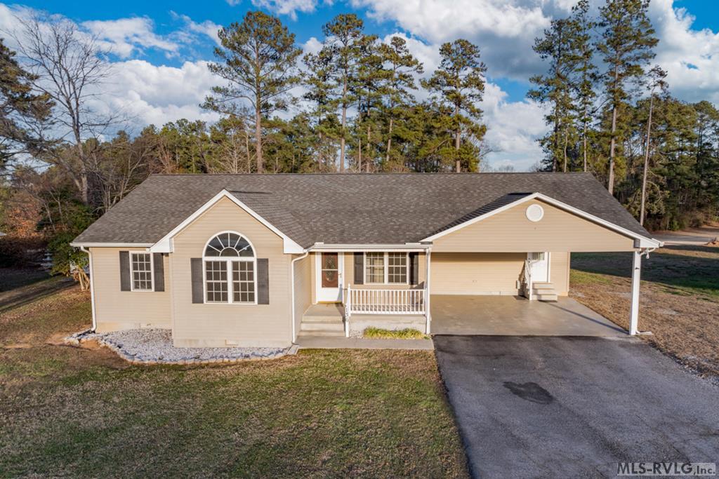 136 Blackridge Rd, Bracey, VA lhrmls01932246