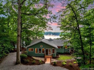 111 Rock Hill Ct