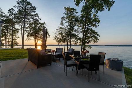 135 Syds Bluff