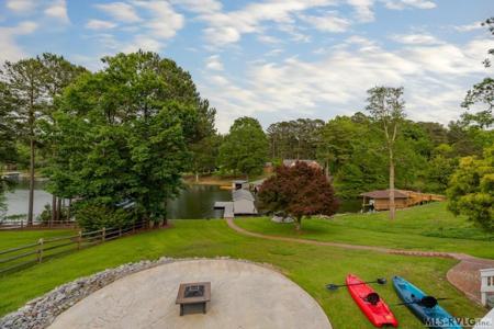 879 Golf Course Road