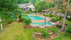 54 Pine Top Dr
