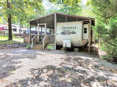 566 Laramie Drive
