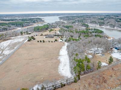 900 Buffalo Creek Road