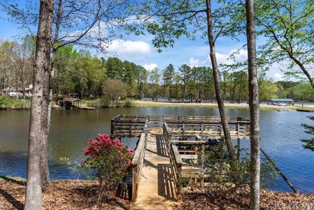 796 Tanglewood Drive