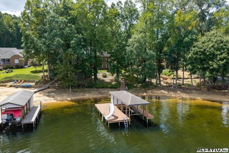 98 Windsong Drive