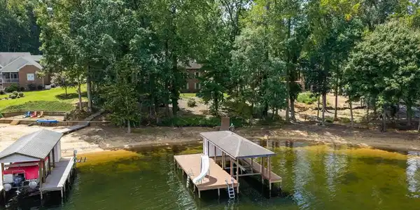 98 Windsong Drive