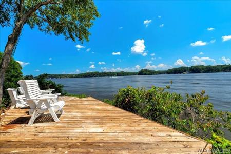 143 Cabin Point Rd.
