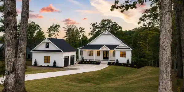 455 Mountain Rock Trail