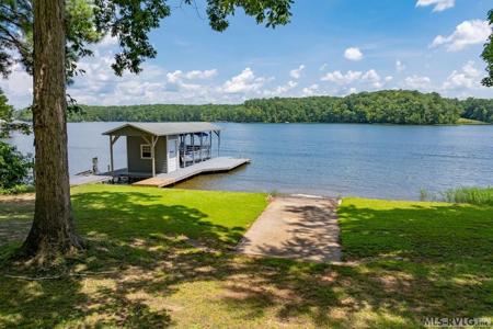 150 E Cove Drive
