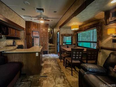 222 Haw Haw Trail