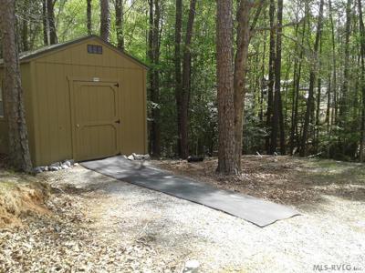 143 Des Moines Trail
