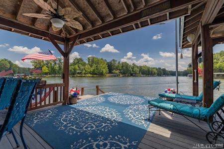 894 Timber Creek Dr.