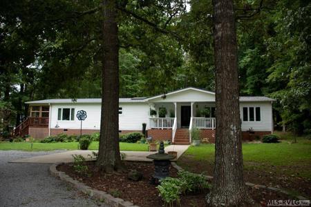 461 Wildwood Circle